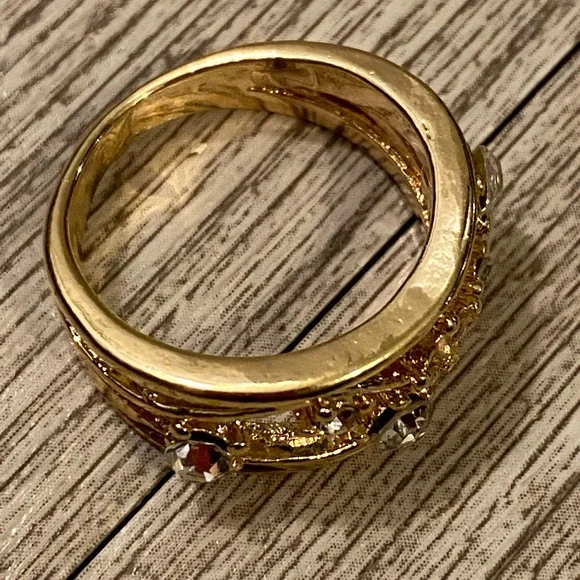 14kt Gold plated Zircon ring can be used as a wedding or cocktail ring. Yell… - Picture 7 of 7